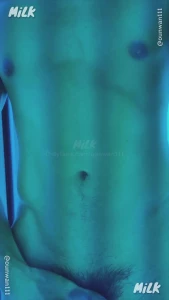 Got so horny while tanning i just had to touch myself fuck it felt so