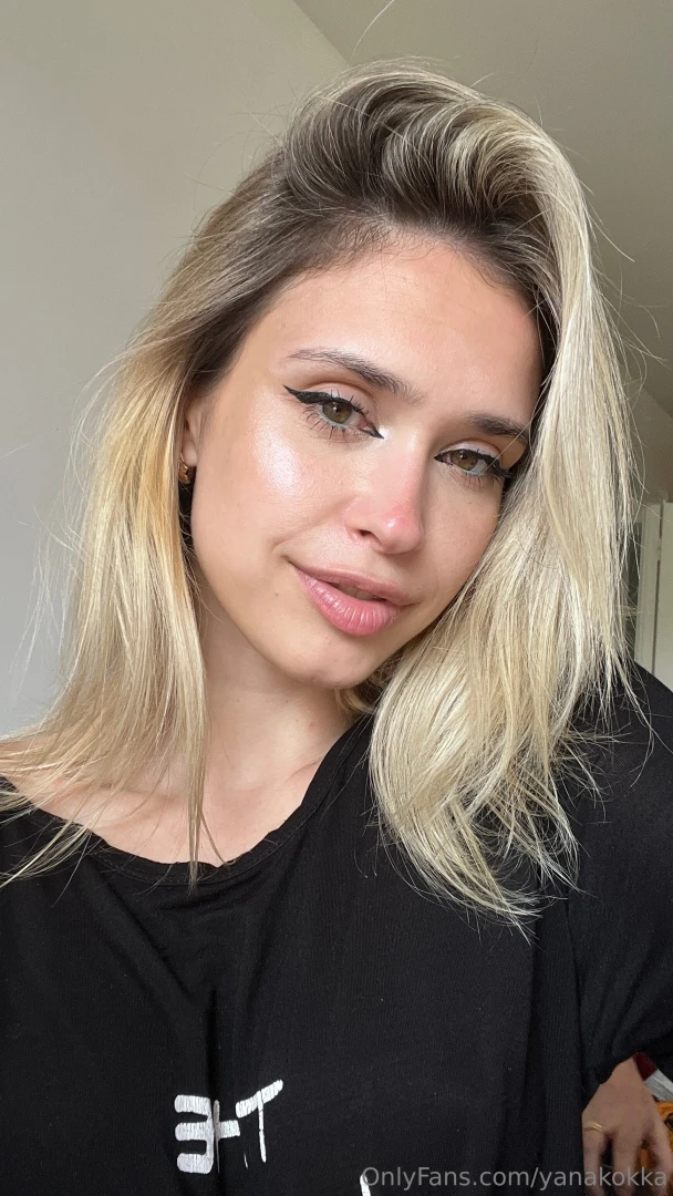 Can t get you out of my mind imagining all the naughty things we could 