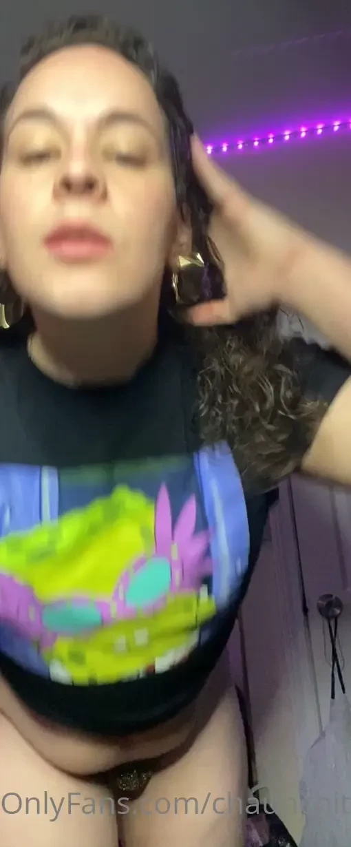 A friend of mine bought me some new earrings what do you guys think 