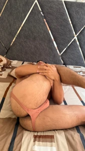 Les gusta mi culito peludo