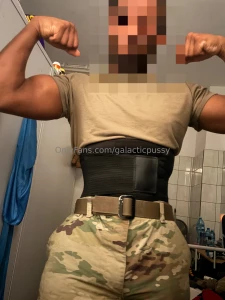 Fun fact i been wearing a waist trainer for the past 6 months and i part 1