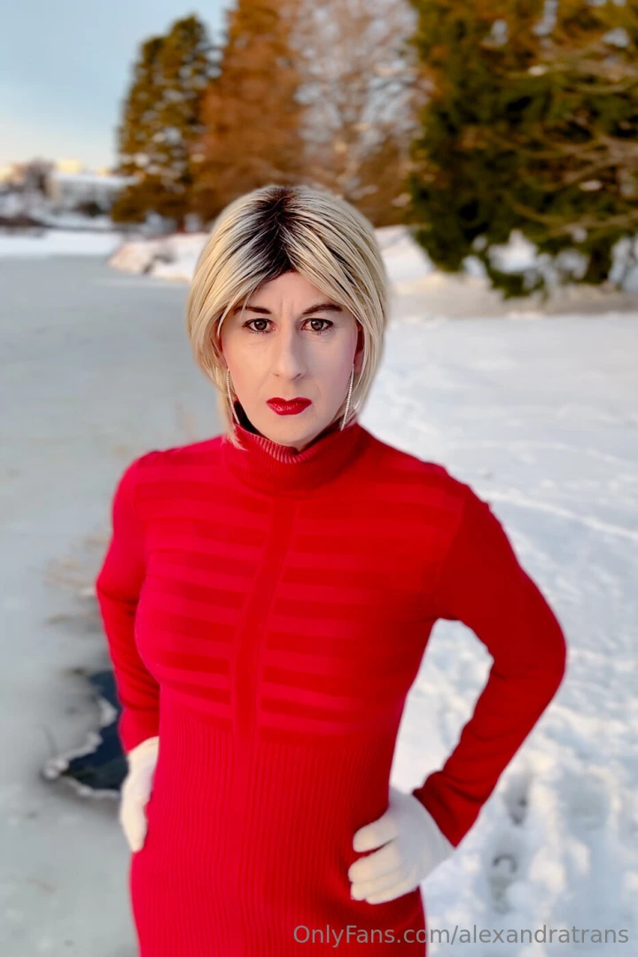 I just want to tell you that i m confident and in a very good mood - 