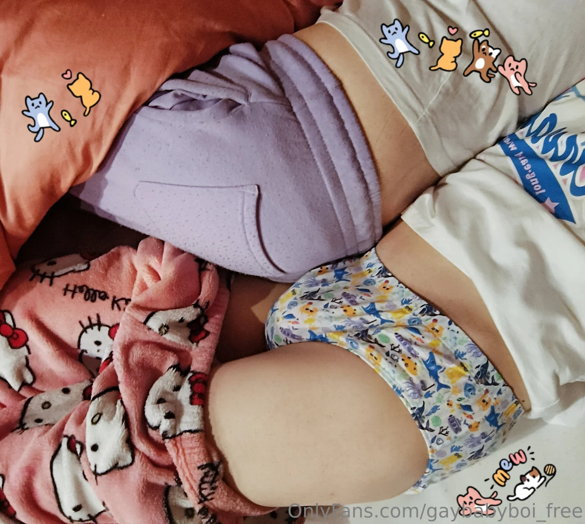 I love cuddling with my friends 3 can you cuddle me too 