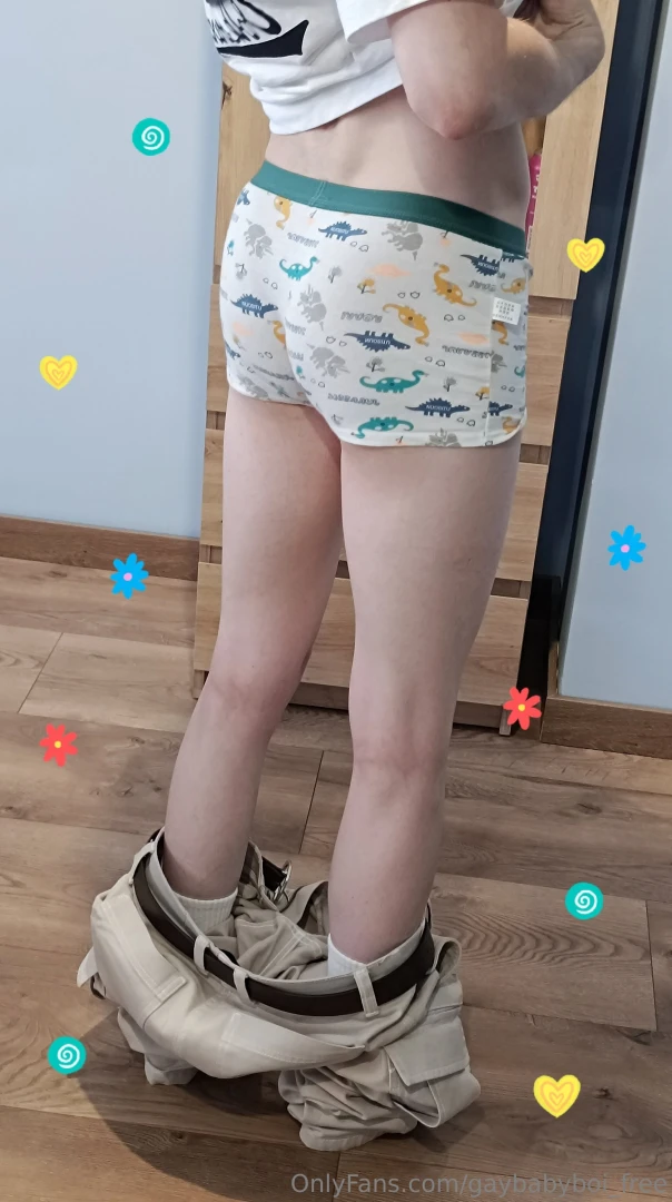 Oh nooo my pants fell down please don t look i m so embarrassed don t 