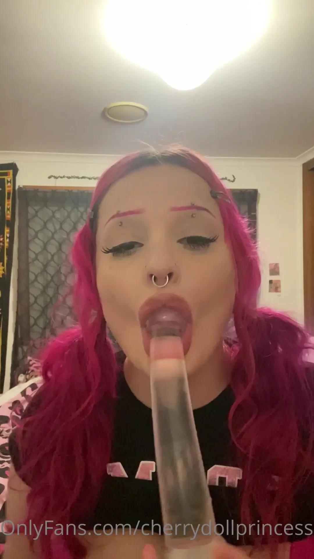 Another gagging video because i love it sm i want someone to fuck my 