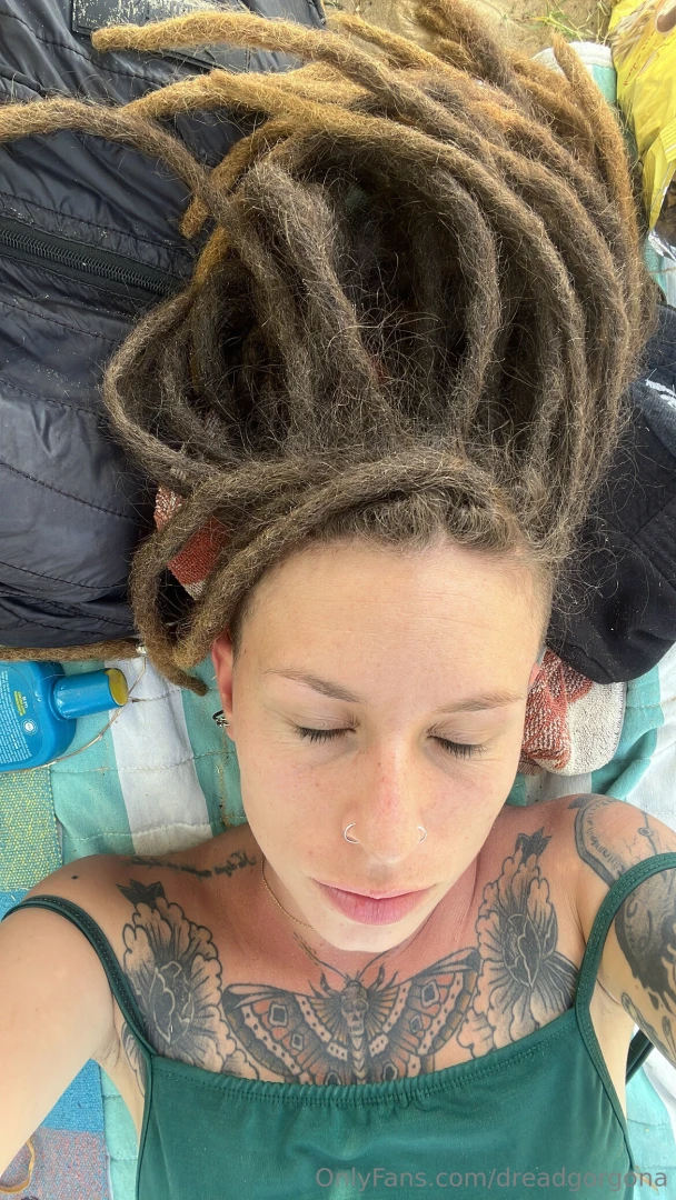 This is how a goddess deserves to spend her life beautiful and free in part 1 