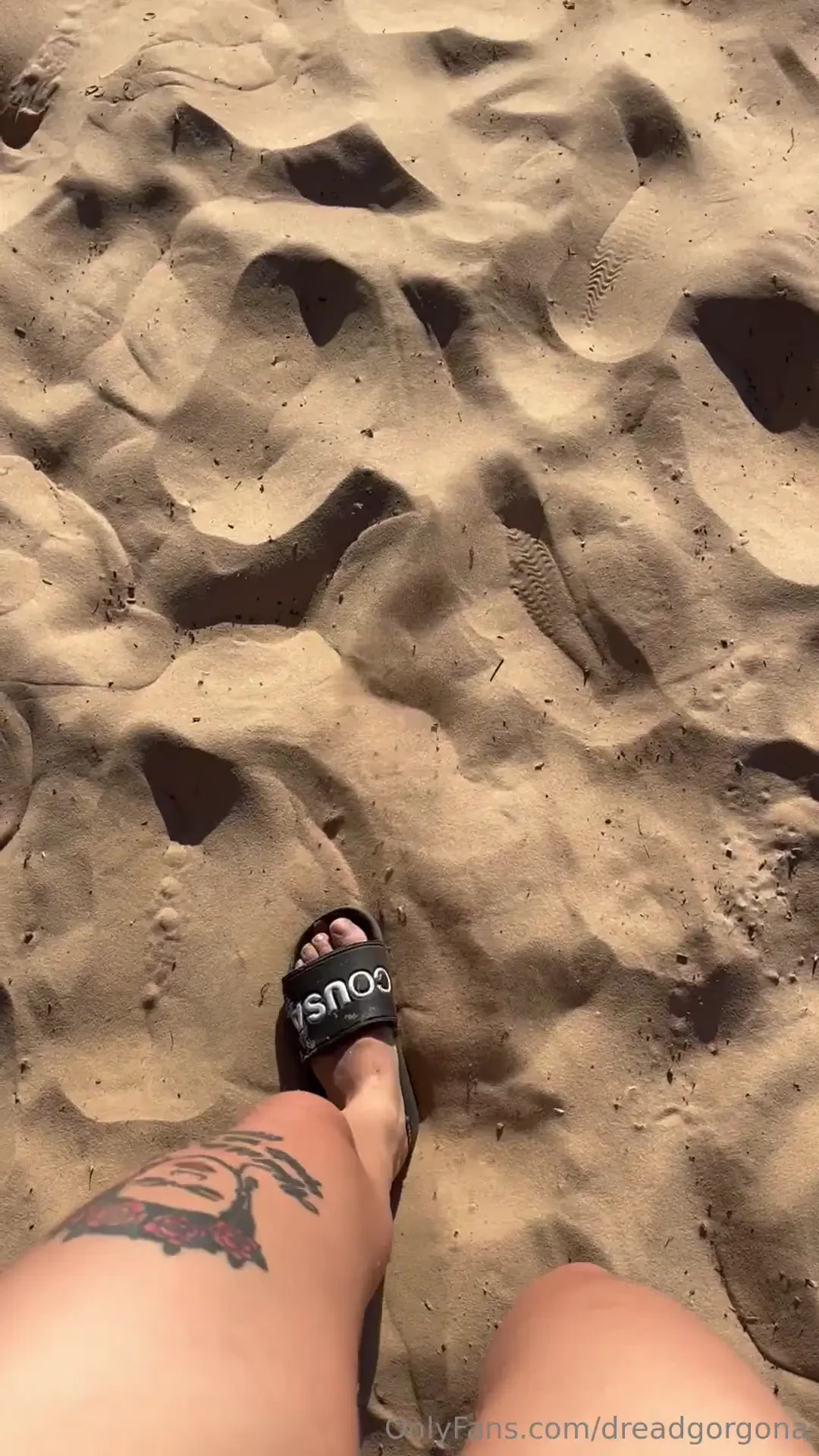 This is how a goddess deserves to spend her life beautiful and free in 