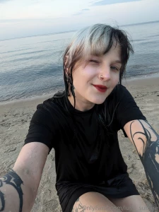 Swipe through for some cuddly vibes today