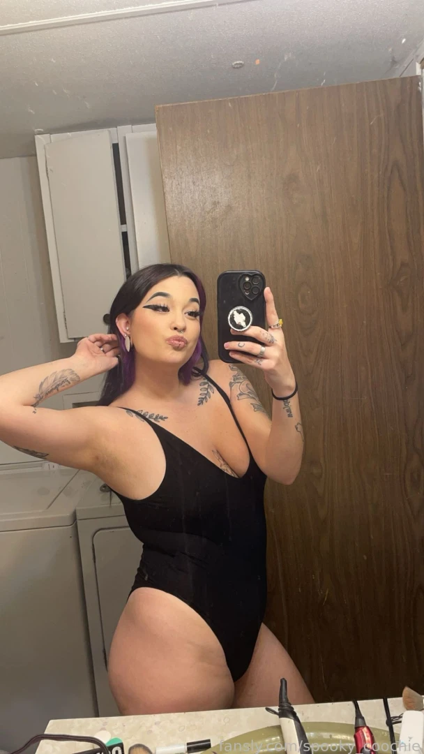 For the next few days i ll be posting on my private story cashapp me 5 