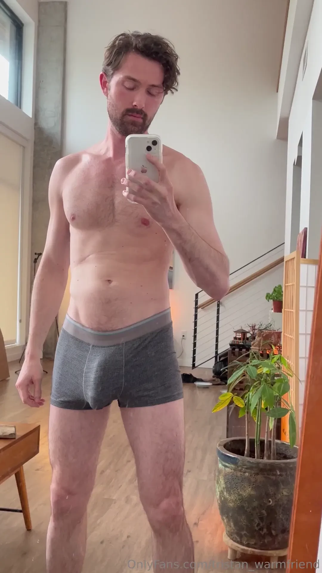 I was so fucking horny today i ve been bricked up all day and had to 