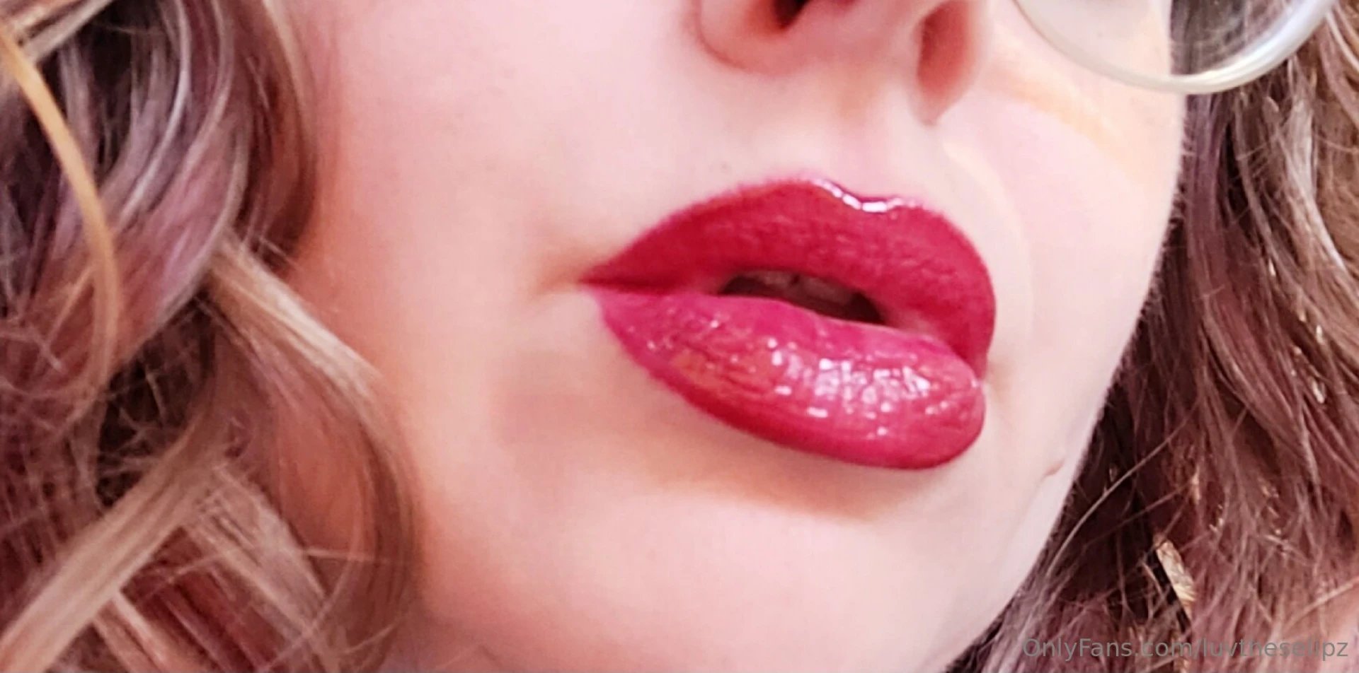 Some days are a red lippy at work kinda day 