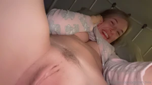 I had a fantastic shower bath earlier - trimmed my lil bush and part 1