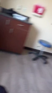 Beim arzt und sogar hier geil