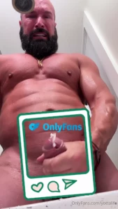 Check your inbox now you have this massive cumshot to watch