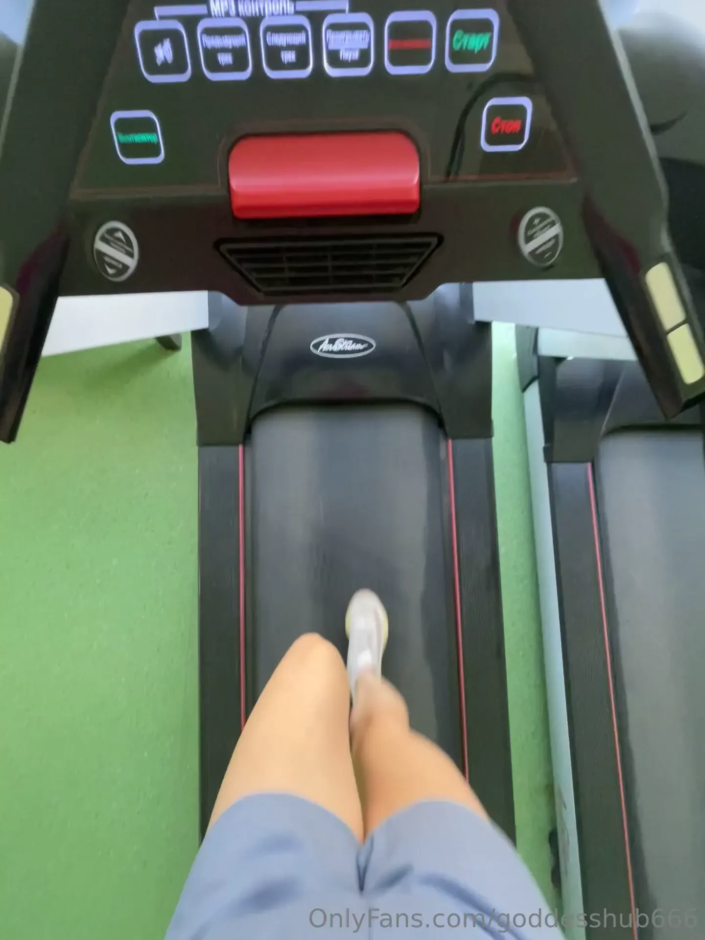 Doing cardio on the treadmill only because the cardio i want to do sex part 1 