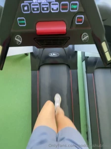 Doing cardio on the treadmill only because the cardio i want to do sex part 1
