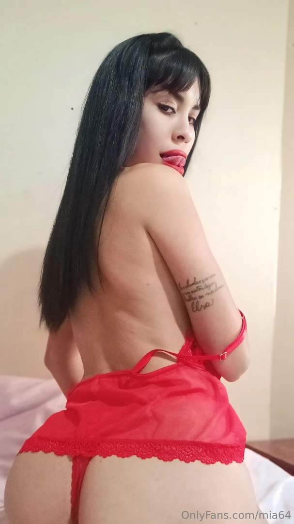 Do you like how red love looks on me i hope you like my favorite color part 1 