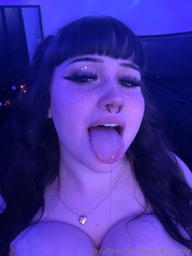 Give it to meeeee i want it so so so so so soooooo baddddd 