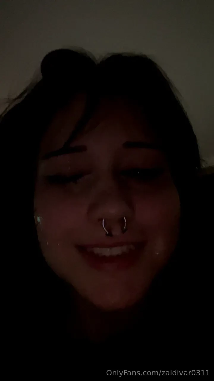 Another day another facial straight into my eye who wants me to set up 