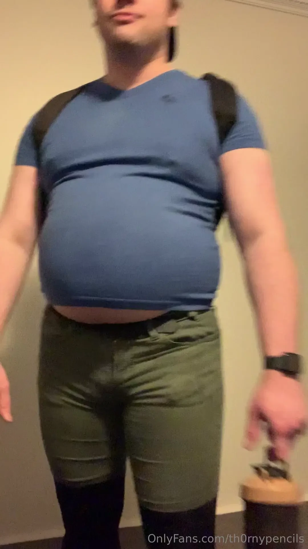 A few snippet vids of me in what was my favourite tee for a long time 