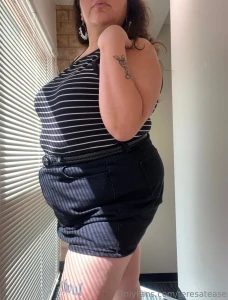 Swipe to see what i do to co-workers who secretly watch me