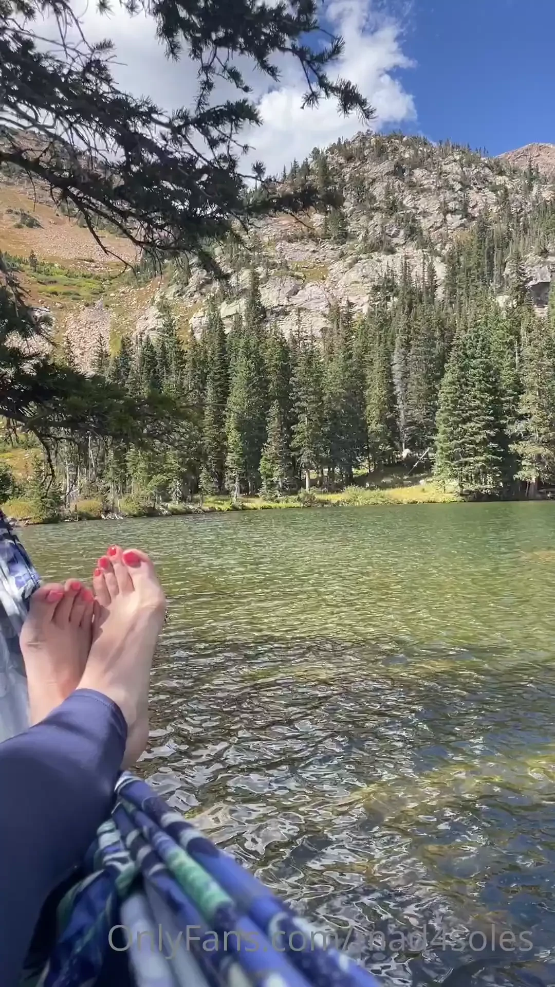 How badly do you wish you were here with my pretty feet 