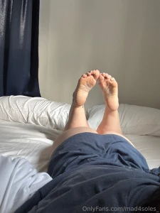 Get down on your pathetic fucking knees and worship my perfection til part 1