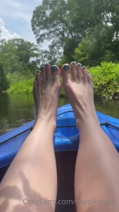 Every time i tried to take a video of my feet while kayaking my boat part 2