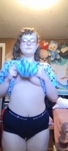 Just uploaded a little strip tease to my paid page crimsonbunbun