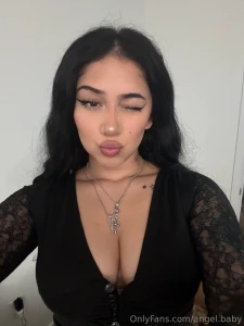 Sending kissessending kisses