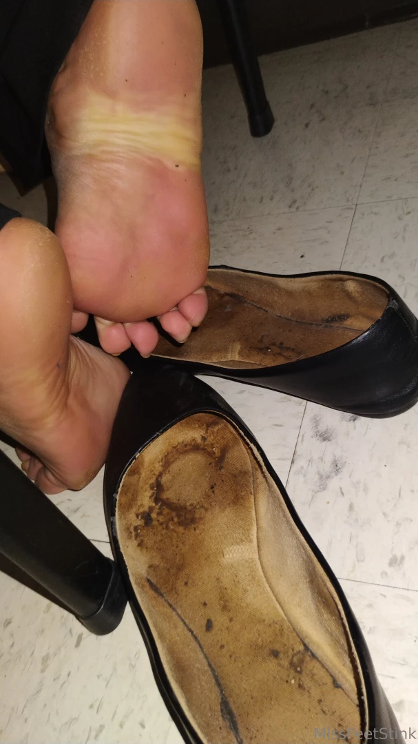 Imagine you come into the break room at work to have lunch amp a part 1 