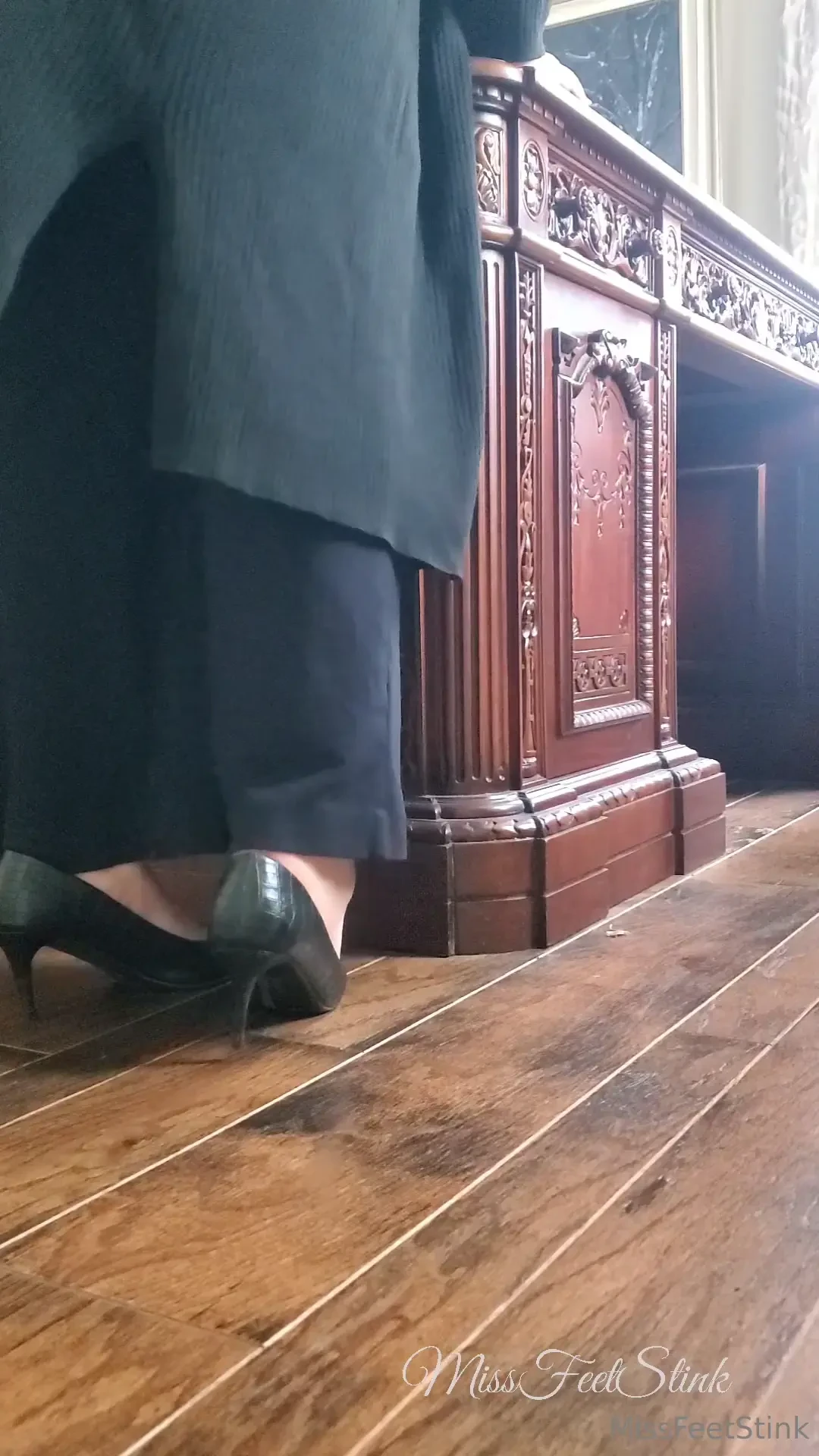 4 videos of stinky shoe dangling amp shoe play you need to imagine part 2 