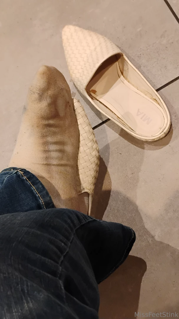 These mules are really starting to stink i ve noticed the smell part 1 