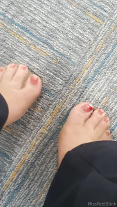 Chipped toenail polish torn nylons amp stinky feet i should not be