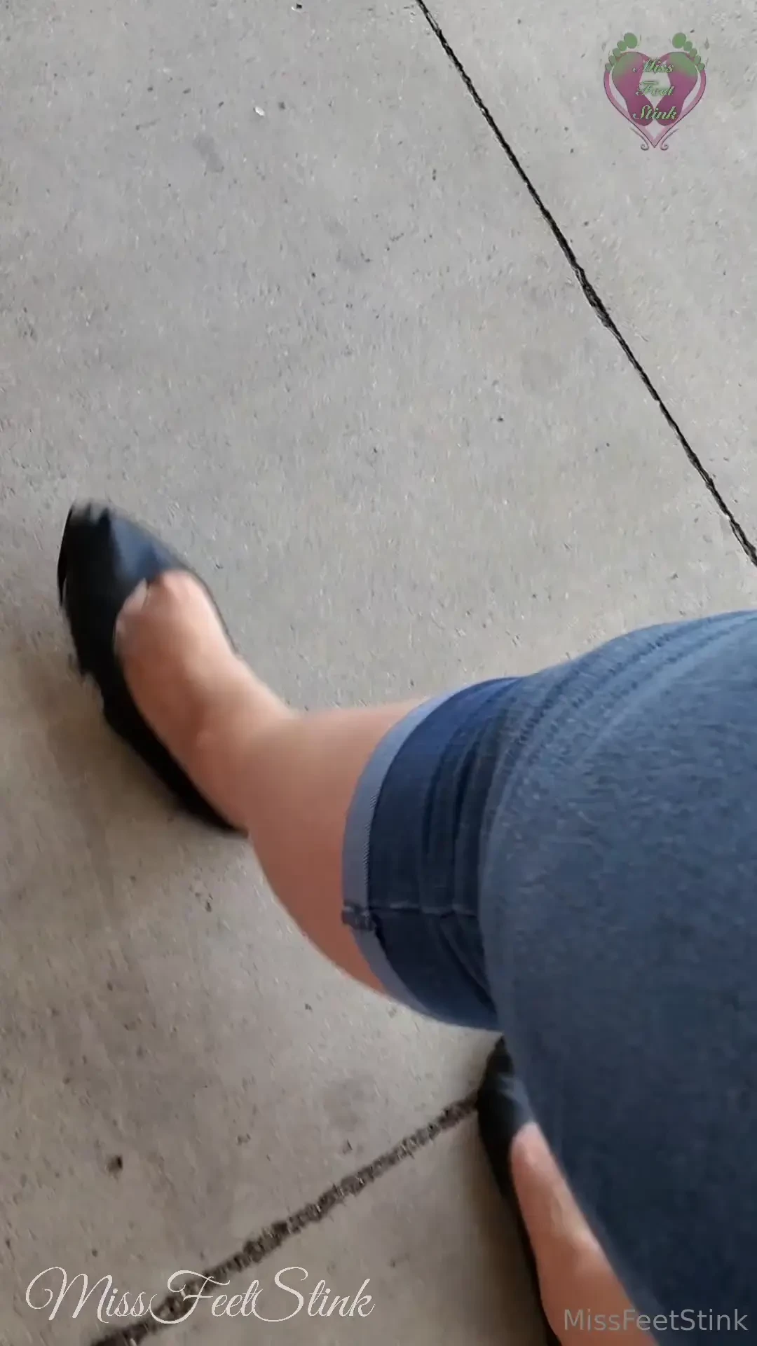 Who wants to walk with tori who gets the wwe elias reference 3 clips 