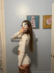 Who else misses summer part 3