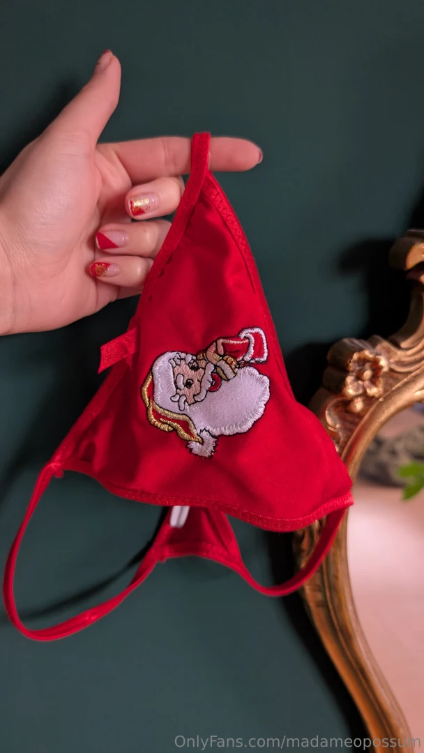 Happy holidays i hope you have all been naughty if you enjoyed my 