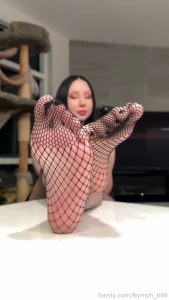 Tiny alt girls with huge sweaty fishnet clad feet make footboy cocks