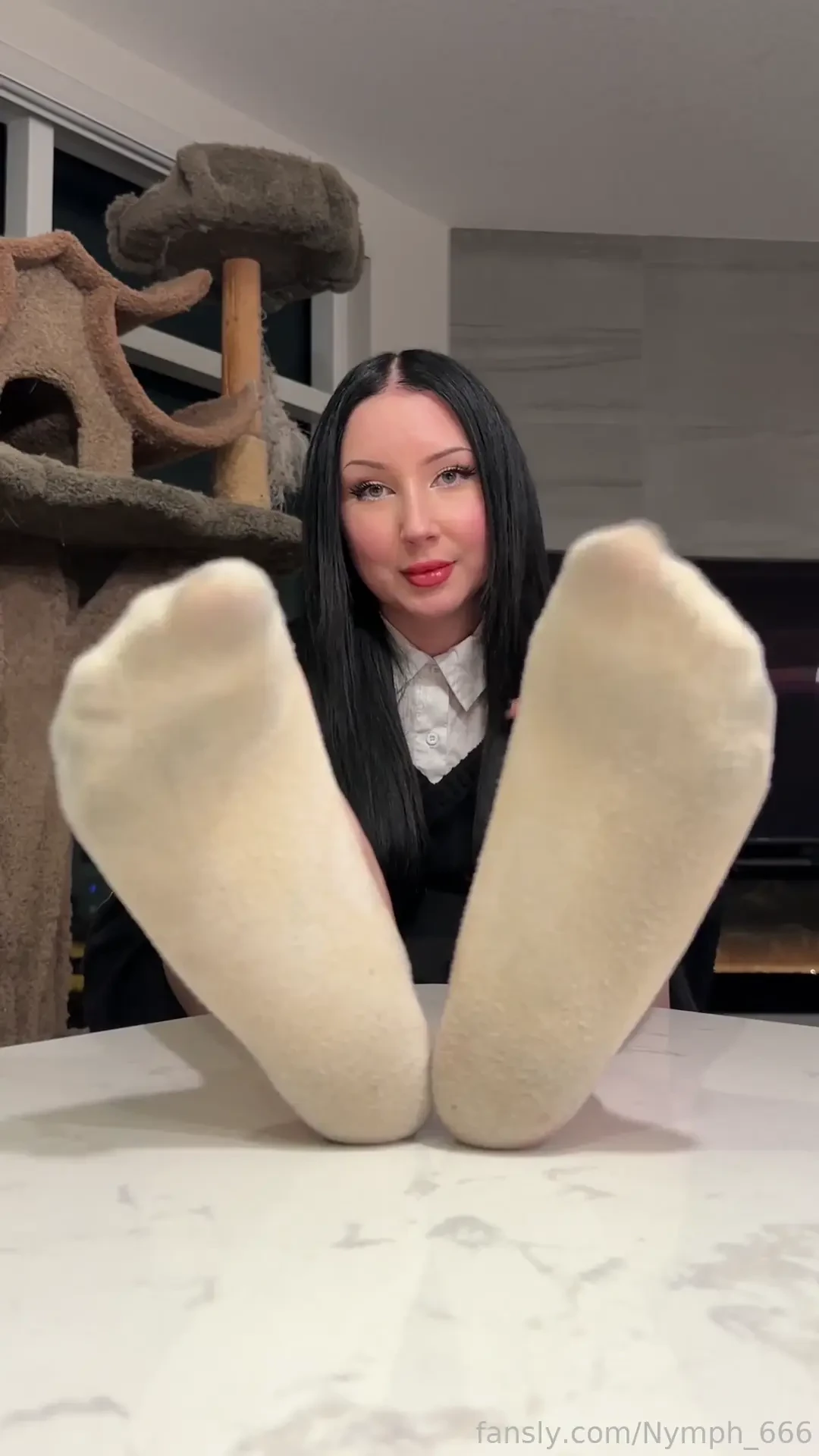 These smelly white ped socks reek of princess sweat feet bigfeet 