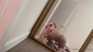 I m so cute check your inbox for a delicious new xxx video