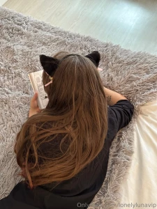 Any volunteers for a massage my back hurts