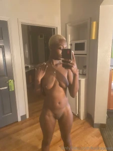 I am the art i am the artist