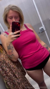Would you fuck a chubby girl