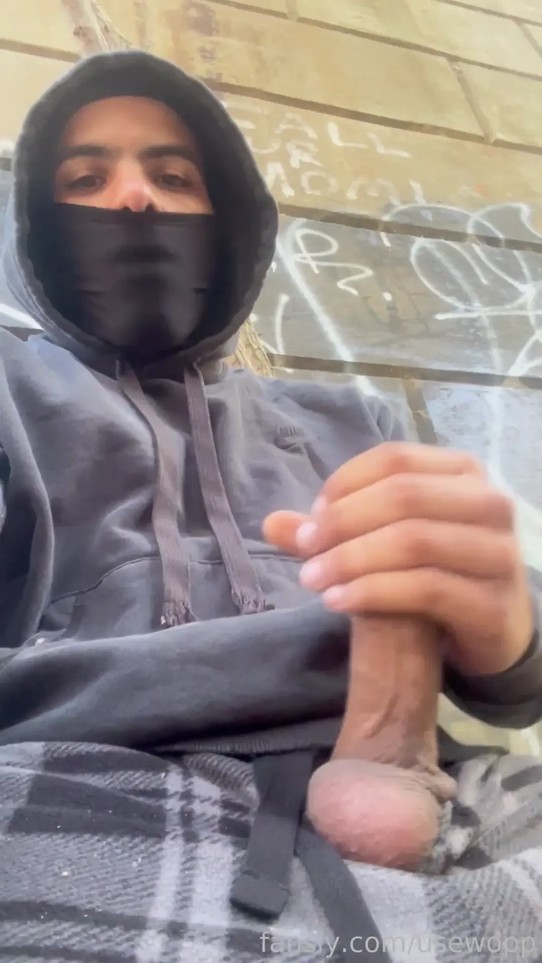 Lol i got caught by an asian family 