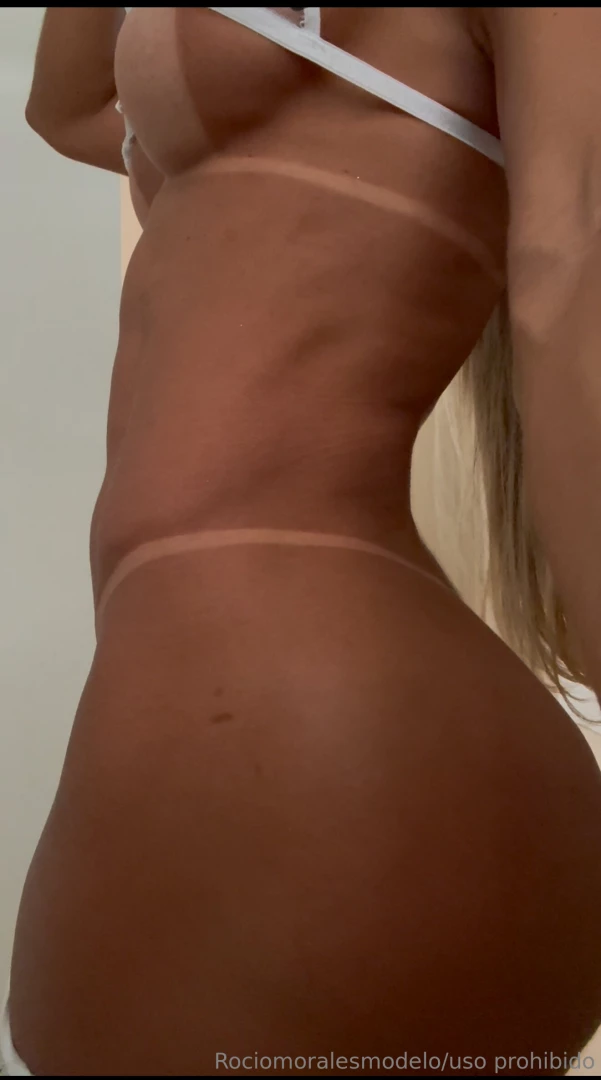 Open ass naked and horny ass you can see the delicious nipples and the part 1 