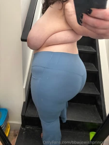 Do you prefer blue or green
