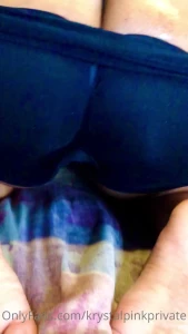 A ti que te gustan mis ricas nalgas y piecitos