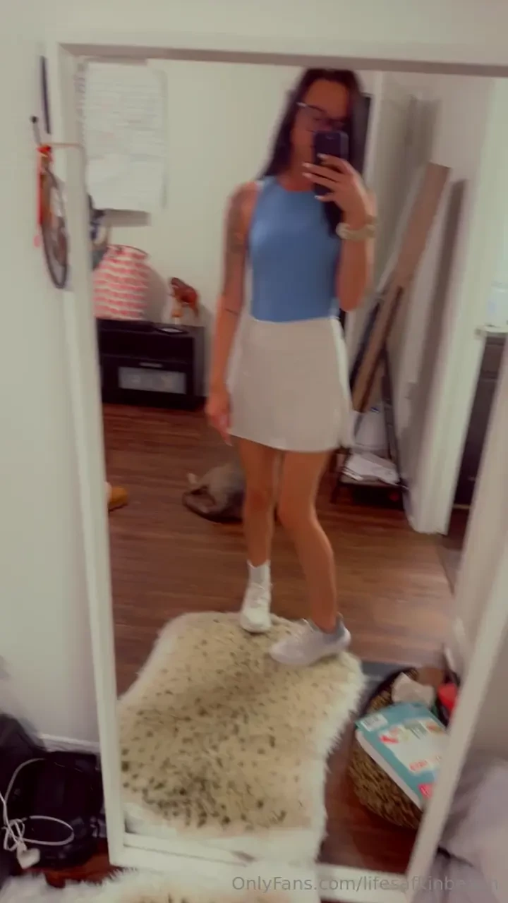 Help me pick which shoe sock combo pls 