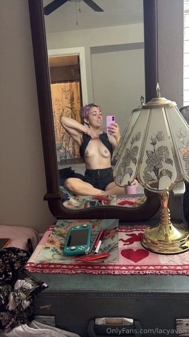 Moving in is going so well 