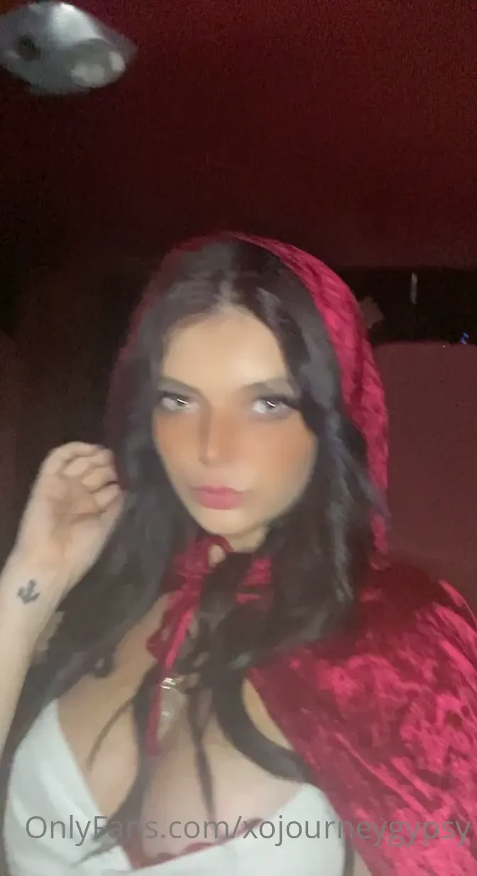 Good morning baes going to film some content today what would y all 